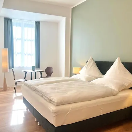 Cityoase-apartments * הוף